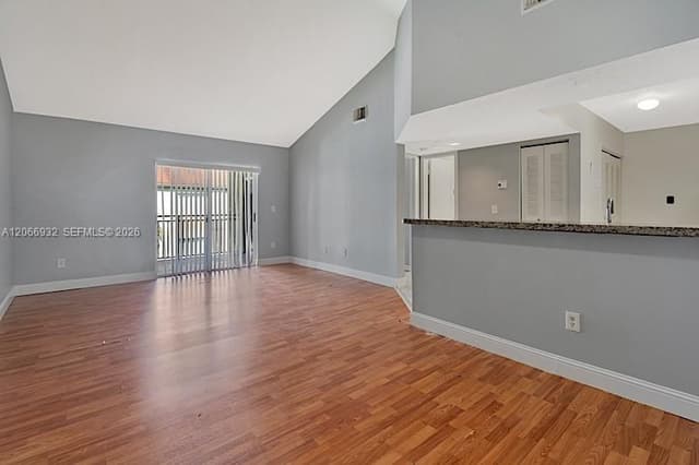 18830 NW 57th Ave # 304, Hialeah FL 33015 - Hialeah, FL - Photo 6