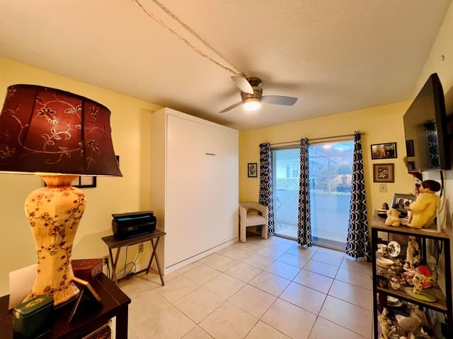 131 Andover F, West Palm Beach FL 33417 - West Palm Beach, FL - Photo 7