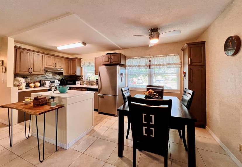131 Andover F, West Palm Beach FL 33417