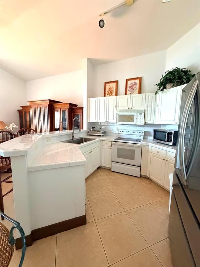 13248 SW 50th St, Miramar FL 33027 - Miramar, FL - Photo 5