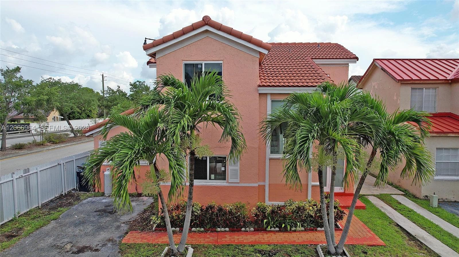 12693 NW 8th Ter, Miami FL 33182 - Miami, FL - Photo 1