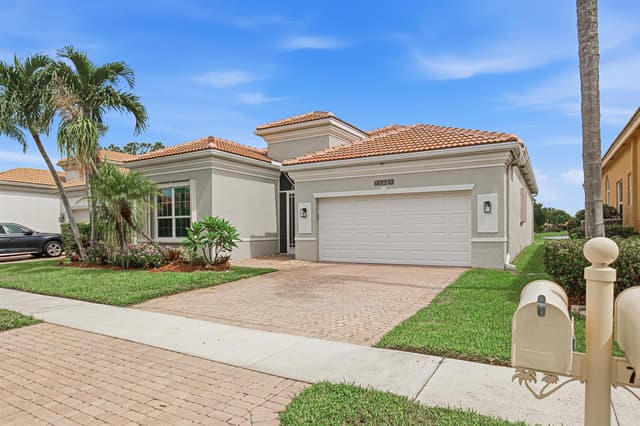 7272 Demedici Circle, Delray Beach FL 33446 - Delray Beach, FL - Photo 2