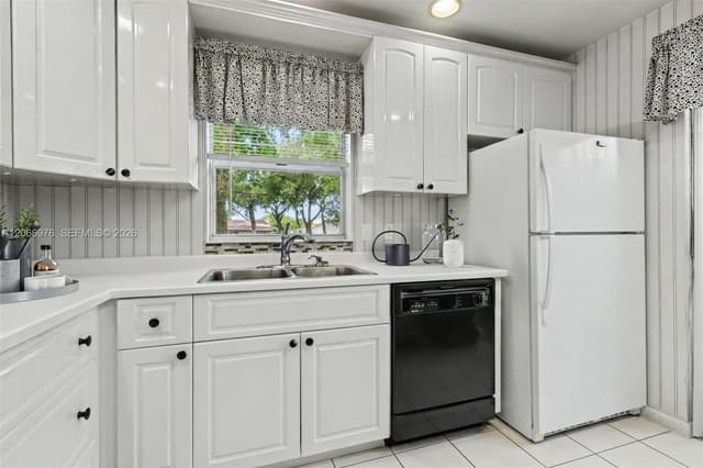 139 Essex Rd # 28, Hollywood FL 33024 - Hollywood, FL - Photo 7