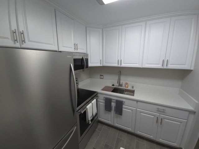 208 KENT M, West Palm Beach FL 33417 - West Palm Beach, FL - Photo 2