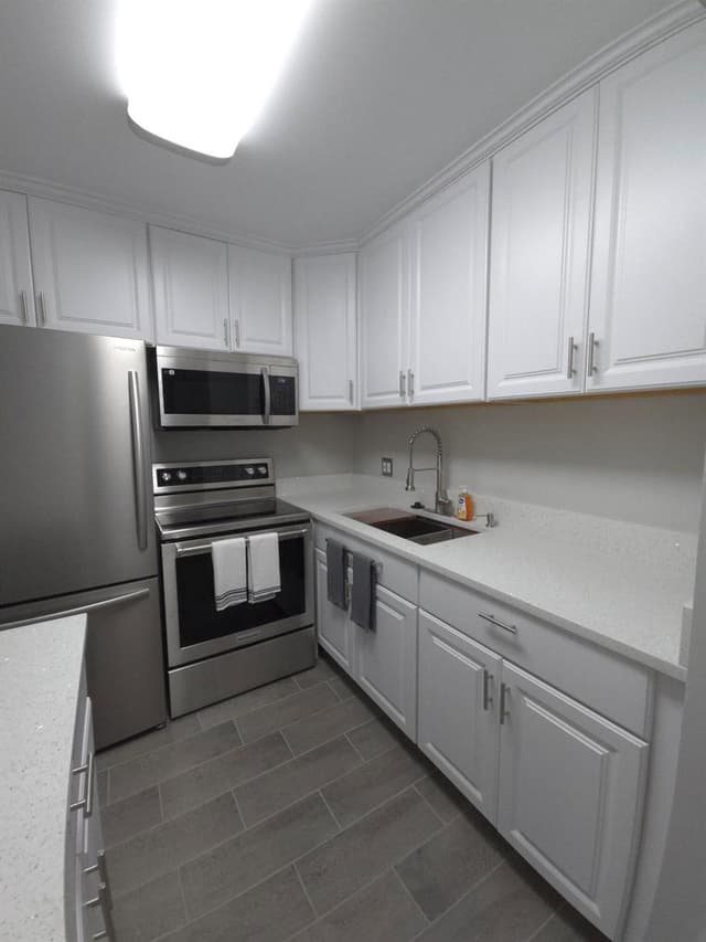 208 KENT M, West Palm Beach FL 33417 - West Palm Beach, FL - Photo 4