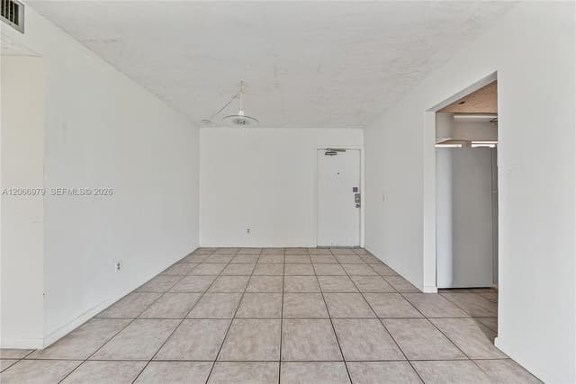 2491 SW 82nd Ave # 310, Davie FL 33324 - Davie, FL - Photo 3
