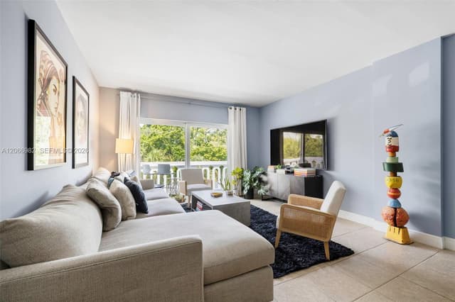 100 Edgewater Dr # 309, Coral Gables FL 33133 - Coral Gables, FL - Photo 3