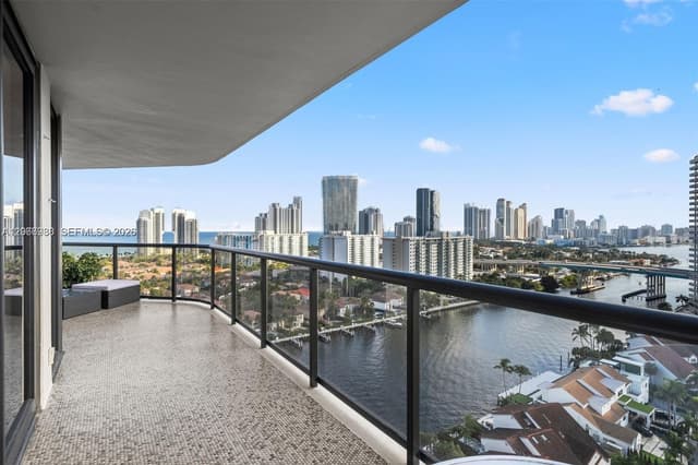19667 Turnberry Way # B, Aventura FL 33180 - Aventura, FL - Photo 2