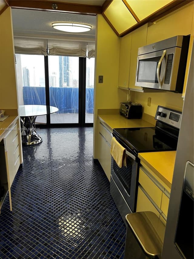 19667 Turnberry Way # B, Aventura FL 33180 - Aventura, FL - Photo 4