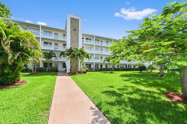 4087 Newport S, Deerfield Beach FL 33442 - Deerfield Beach, FL - Photo 3