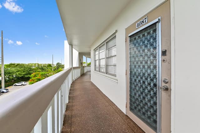 4087 Newport S, Deerfield Beach FL 33442 - Deerfield Beach, FL - Photo 4