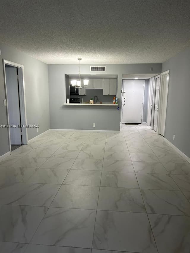 230 Lakeview Dr # 209, Weston FL 33326 - Weston, FL - Photo 6