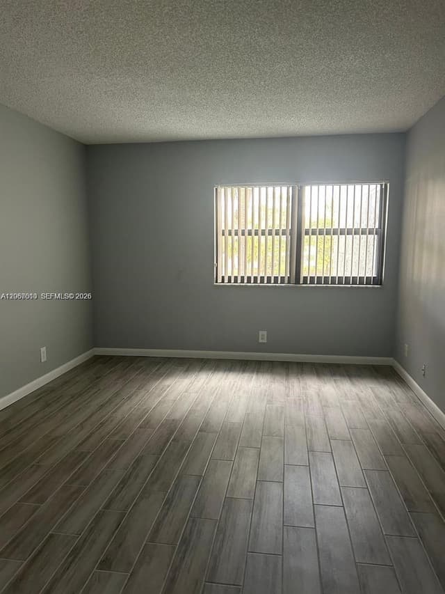230 Lakeview Dr # 209, Weston FL 33326 - Weston, FL - Photo 7