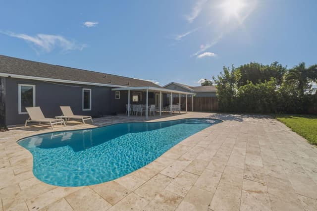 11130 NW 26TH Place, Sunrise FL 33322 - Sunrise, FL - Photo 6