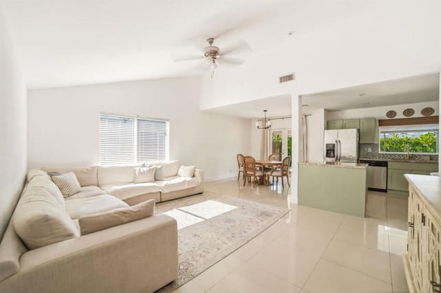 11130 NW 26TH Place, Sunrise FL 33322 - Sunrise, FL - Photo 7