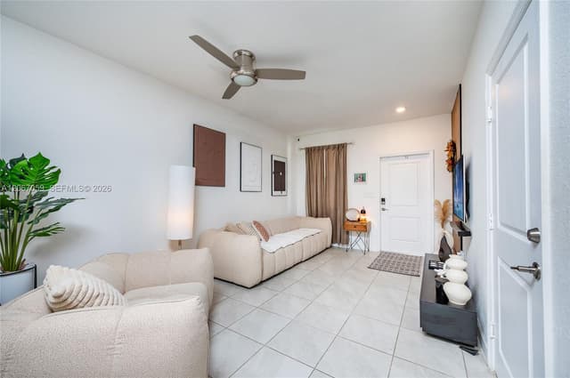 1116 SE 26th Ter, Homestead FL 33035 - Homestead, FL - Photo 3