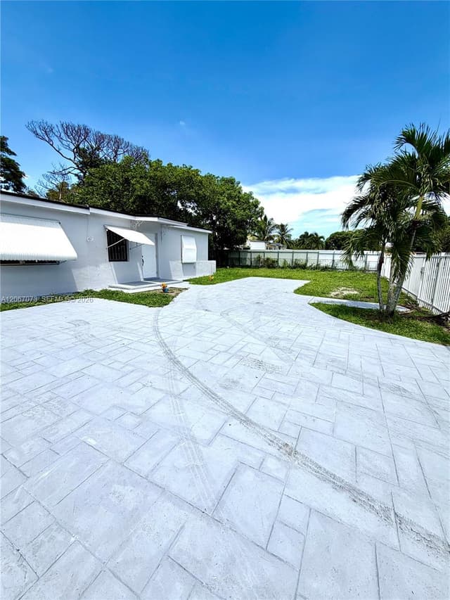 12841 Green Ave, Miami FL 33167 - Miami, FL - Photo 2