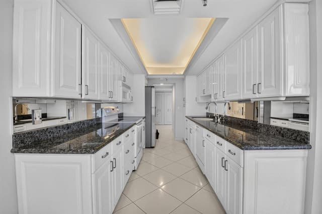 20090 Boca West Drive Apt # 361, Boca Raton FL 33434 - Boca Raton, FL - Photo 2