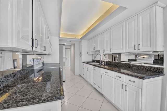 20090 Boca West Drive Apt # 361, Boca Raton FL 33434 - Boca Raton, FL - Photo 4