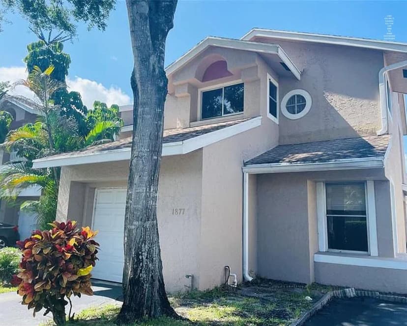 1877 DISCOVERY Way, Deerfield Beach FL 33442