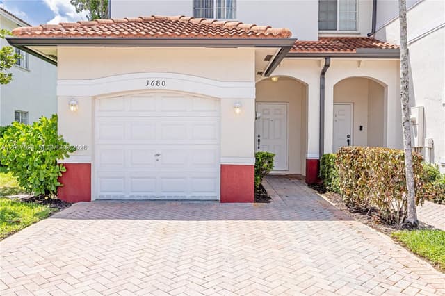 3680 NW 29th Ct, Lauderdale Lakes FL 33311 - Lauderdale Lakes, FL - Photo 3