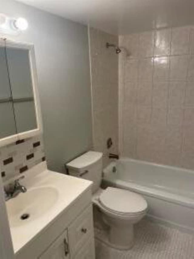 400 Village Green Circle W # 202, Palm Springs FL 33461 - Palm Springs, FL - Photo 7
