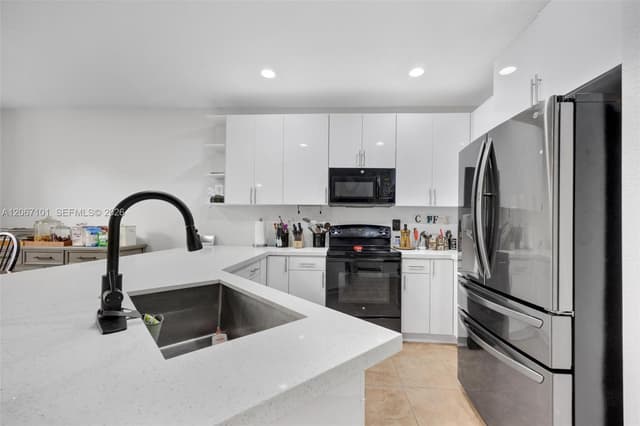 11324 SW 233rd St, Homestead FL 33032 - Homestead, FL - Photo 7