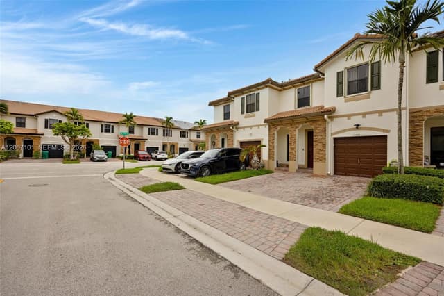 11324 SW 233rd St, Homestead FL 33032 - Homestead, FL - Photo 3