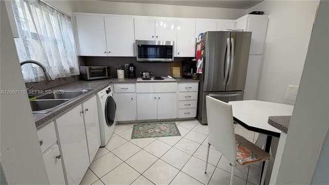 1825 S Ocean Dr # 509, Hallandale Beach FL 33009 - Hallandale Beach, FL - Photo 2