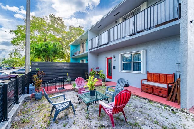 2100 NE 170th St, North Miami Beach FL 33162 - North Miami Beach, FL - Photo 2