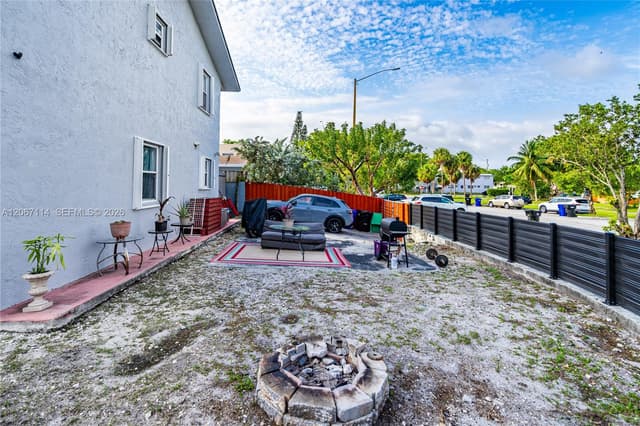 2100 NE 170th St, North Miami Beach FL 33162 - North Miami Beach, FL - Photo 3