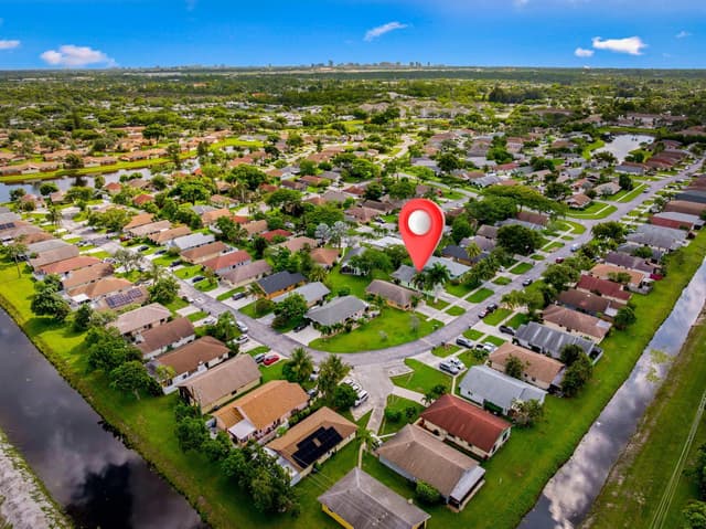 1442 Summit Run Circle, West Palm Beach FL 33415 - West Palm Beach, FL - Photo 3