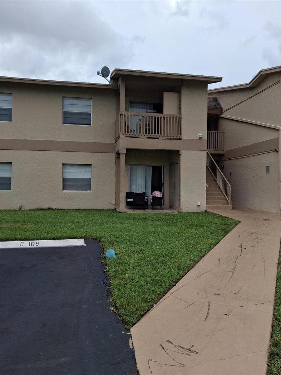 1798 Abbey Road # 105, West Palm Beach FL 33415 - West Palm Beach, FL - Photo 1