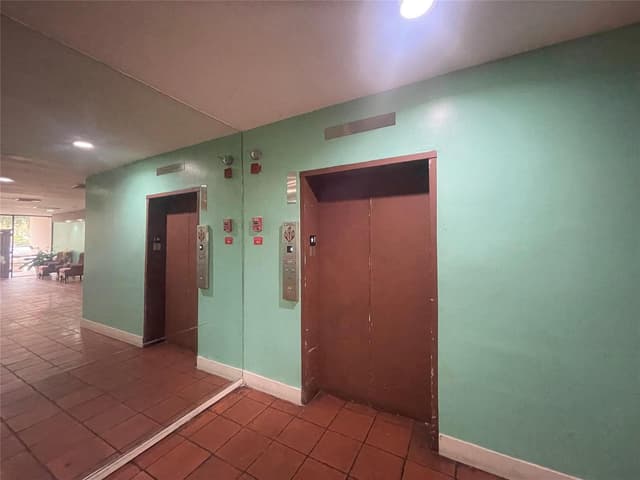 3301 SPANISH MOSS Terrace # 610, Lauderhill FL 33319 - Lauderhill, FL - Photo 7