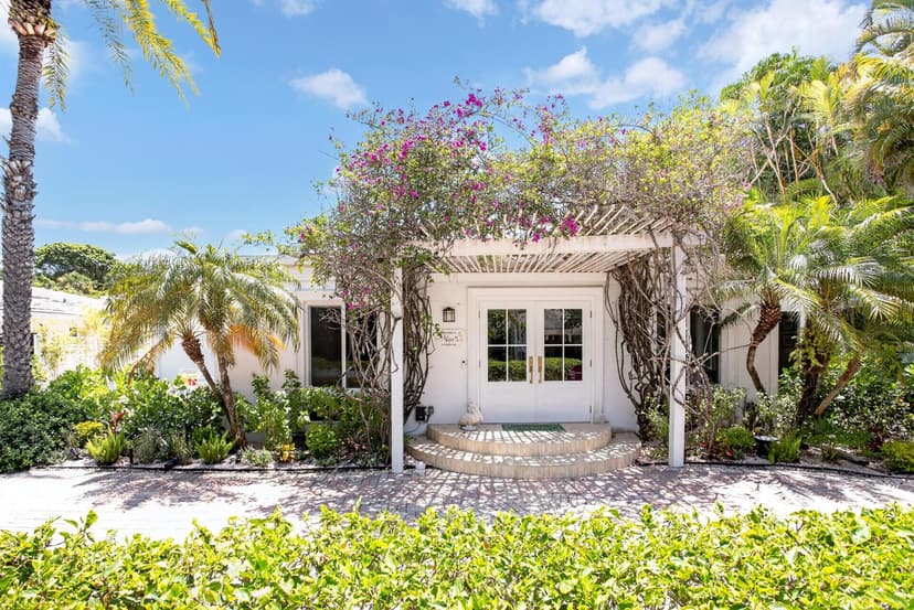 714 S ATLANTIC Drive, Lantana FL 33462