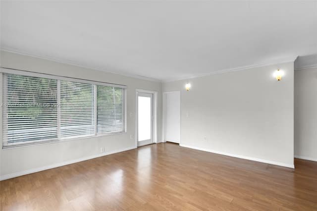 1065 98th St # 1, Bay Harbor Islands FL 33154 - Bay Harbor Islands, FL - Photo 5