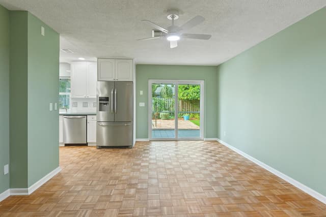 4368 Hawthorn Avenue, Palm Beach Gardens FL 33410 - Palm Beach Gardens, FL - Photo 7