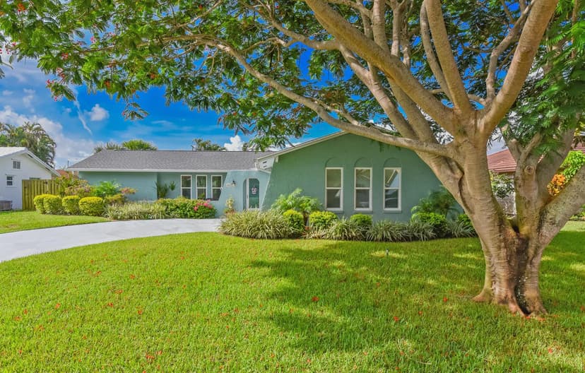 4368 Hawthorn Avenue, Palm Beach Gardens FL 33410