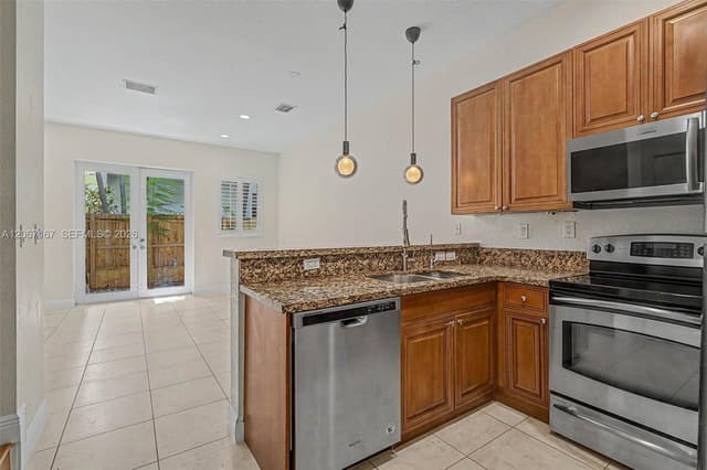 2945 Coconut Ave # 3, Miami FL 33133 - Miami, FL - Photo 4