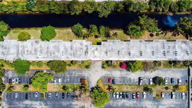 3900 NW 76th Avenue # 212, Sunrise FL 33351 - Sunrise, FL - Photo 2