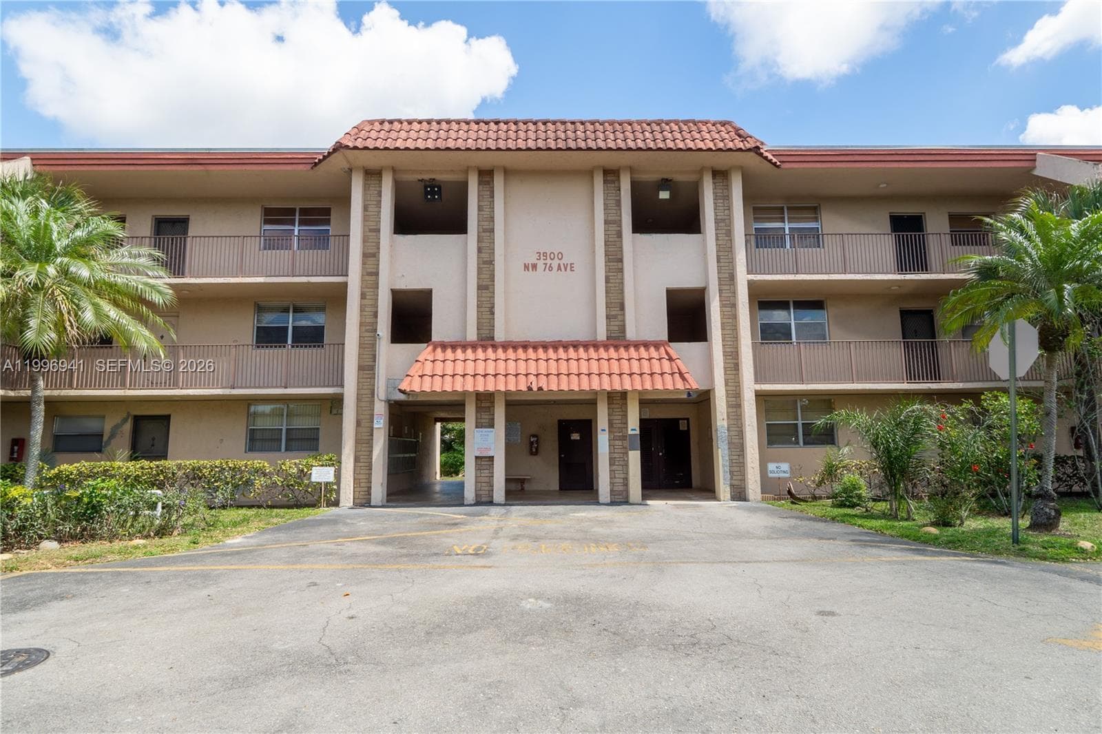 3900 NW 76th Avenue # 212, Sunrise FL 33351 - Sunrise, FL - Photo 1