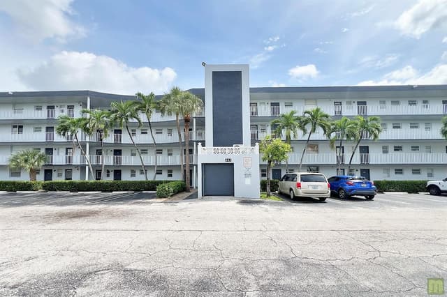 443 NE 195TH Street # 140, Miami FL 33179 - Miami, FL - Photo 2
