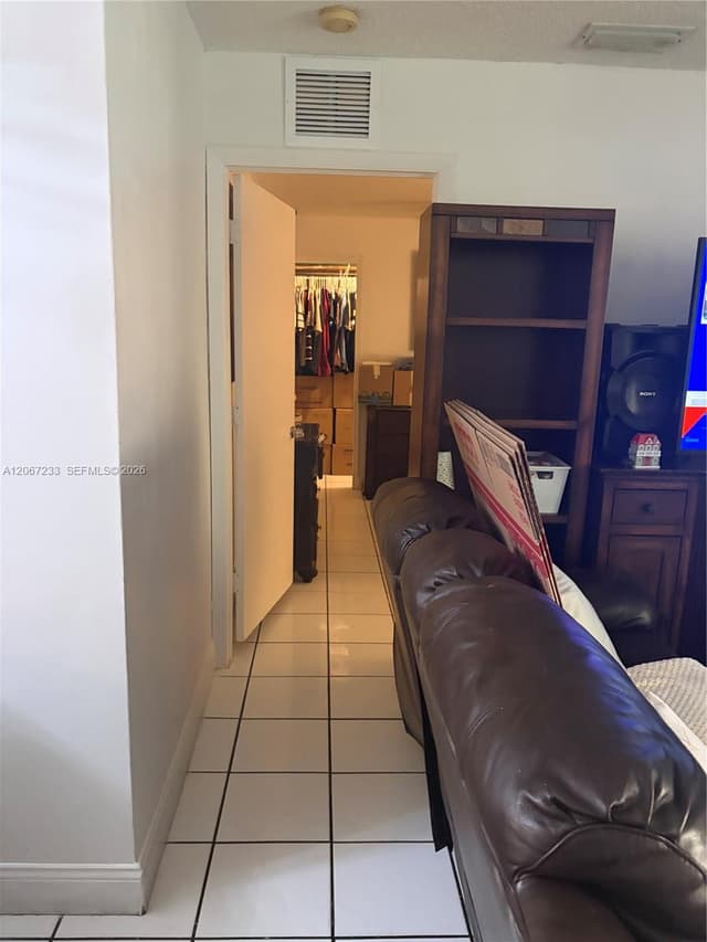 8851 NW 119 ST # 5222, Hialeah Gardens FL 33018 - Hialeah Gardens, FL - Photo 3