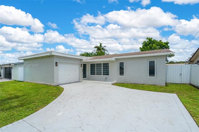11911 NW 32nd Mnr, Sunrise FL 33323 - Sunrise, FL - Photo 2