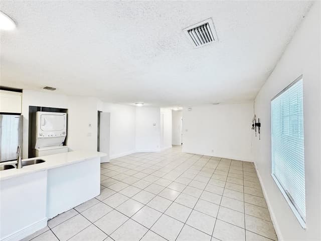 1136 NW 5TH Court, Fort Lauderdale FL 33311 - Fort Lauderdale, FL - Photo 7