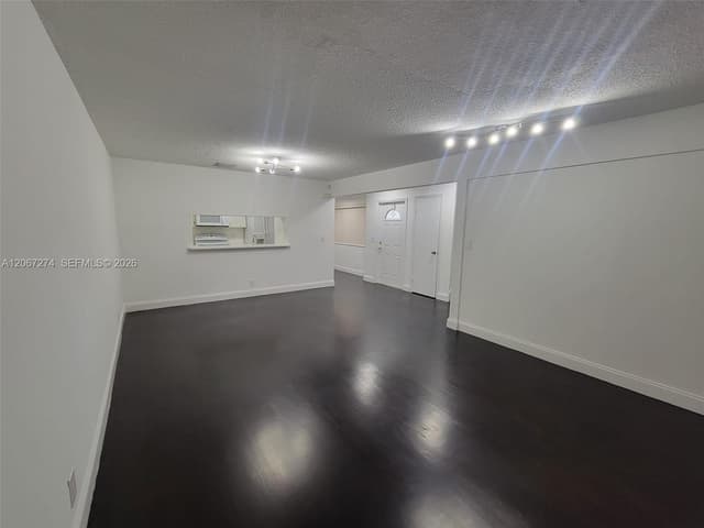 8075 NW 71st Ct, Tamarac FL 33321 - Tamarac, FL - Photo 7