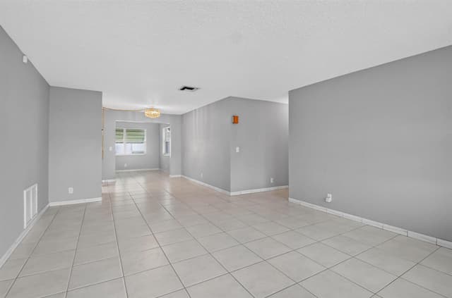 2091 SW 13th Terrace SW, Boynton Beach FL 33426 - Boynton Beach, FL - Photo 6