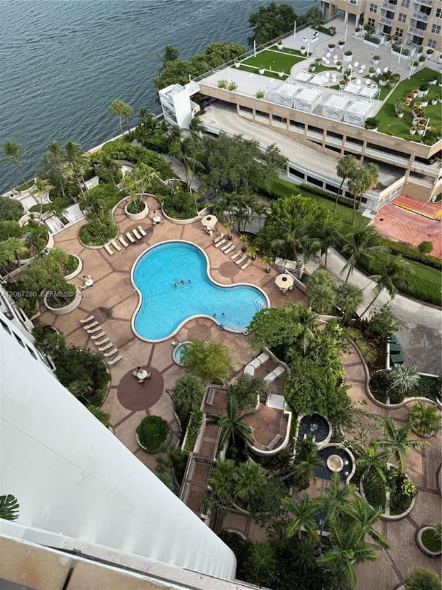 520 Brickell Key Dr # A2011, Miami FL 33131 - Miami, FL - Photo 2