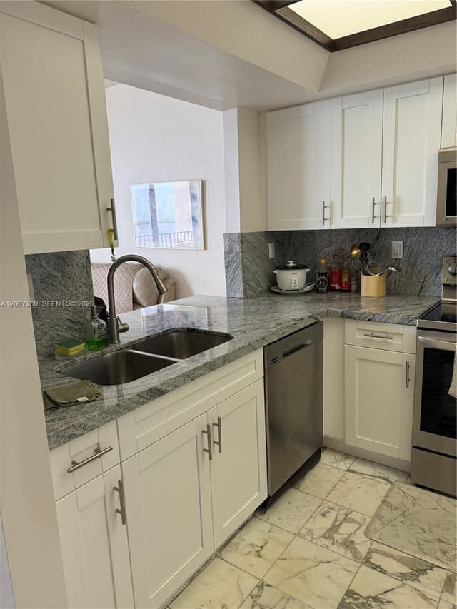 520 Brickell Key Dr # A2011, Miami FL 33131 - Miami, FL - Photo 5