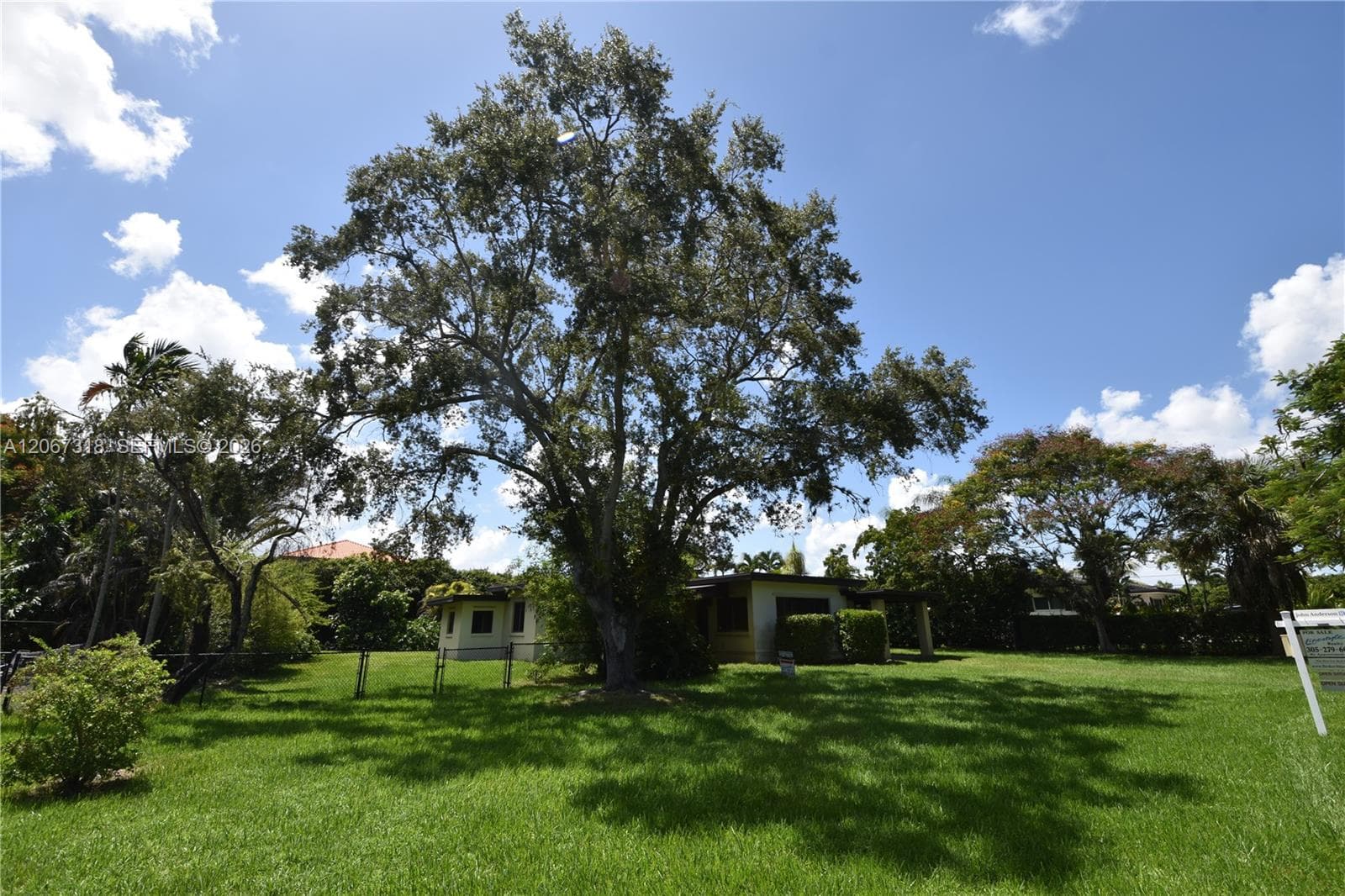 7050 SW 82nd Ct, Miami FL 33143 - Miami, FL - Photo 1